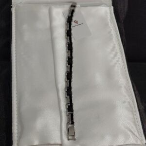 Stylish Black and Silver Men's Bracelet